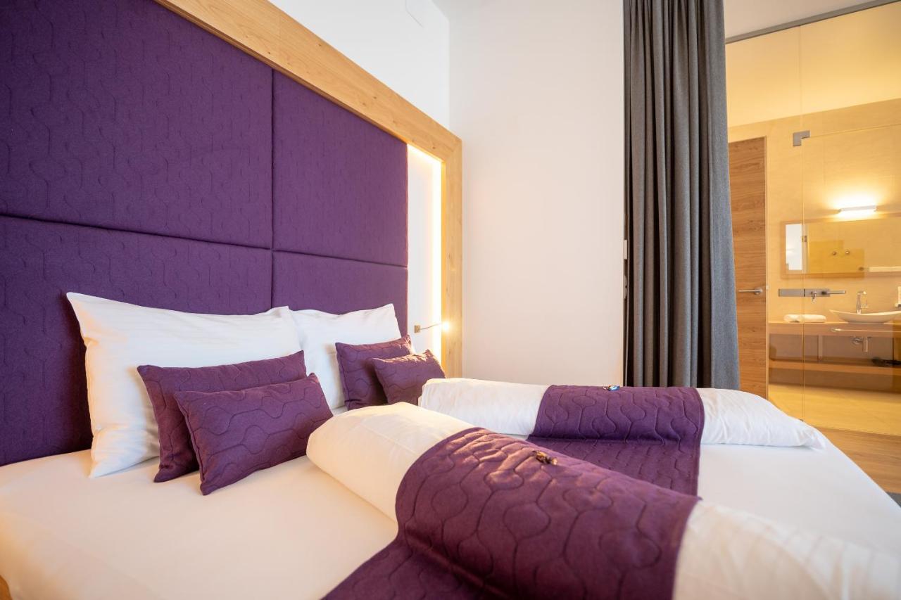 Gut Leithaberg Hotel Jois Exterior photo